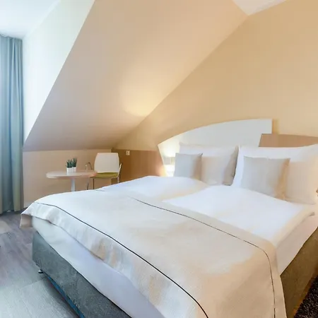 Garner Hotel Erlangen Sued By Ihg Exterior photo