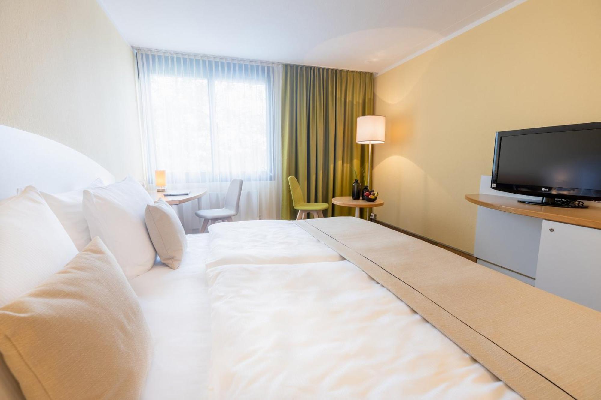 Hotel Garner Sued By Ihg 4*